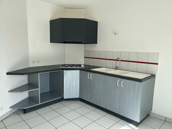 Appartement La Turballe hypercentre avec garage 92.34 m2,  
La turballe 44420