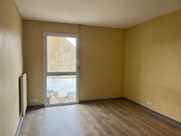 Appartement La Turballe hypercentre avec garage 92.34 m2,  
La turballe 44420