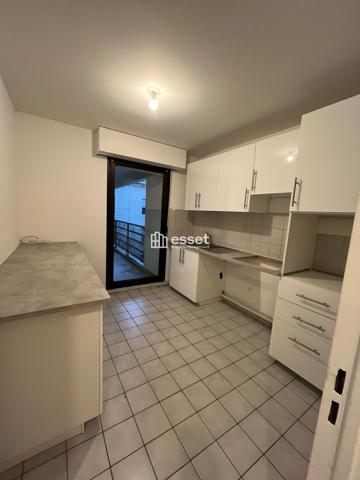 Location Appartement 5 pièces 124.35 m² - Paris 75017