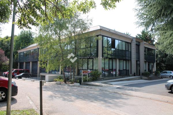 Bureau à louer, 30 m² - Cesson 77240