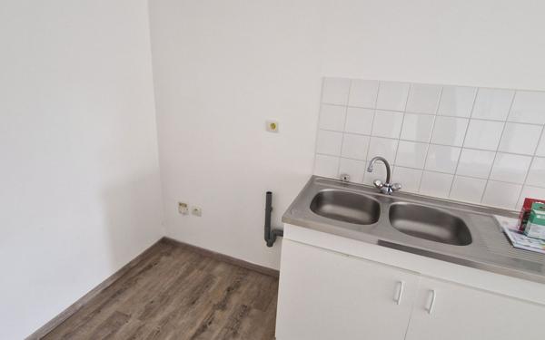 Appartement à louer    2 pièces •  Ploumagoar