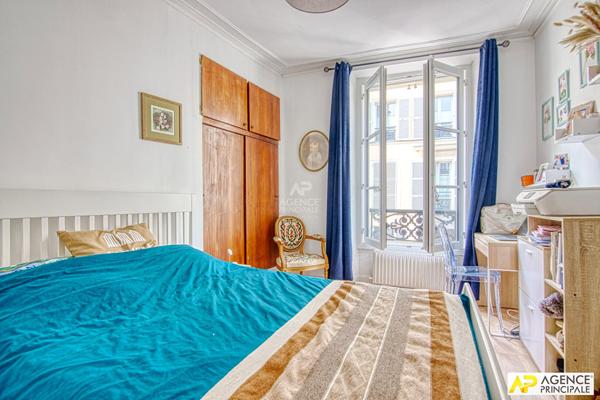 Versailles Notre-Dame Parc Appartement 3 pièces 60 m² situé au 1er étage avec cave €545 000 ** - Référence 27560