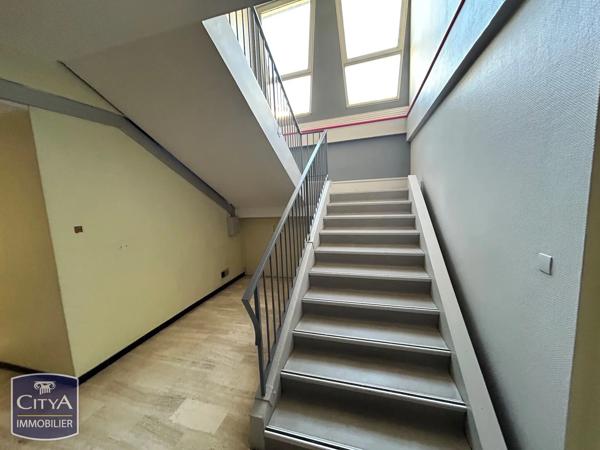 Local commercial à vendre 836m² Tulle (19000)