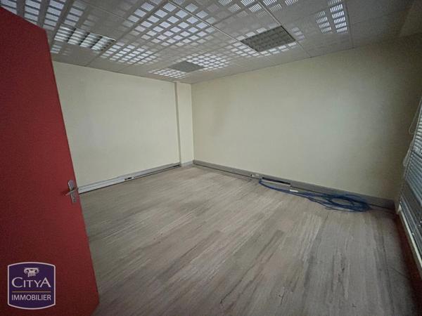 Local commercial à vendre 836m² Tulle (19000)