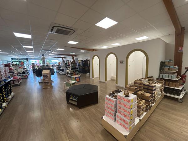 EXCLUISIVITE - Vente de Droit au bail - Zone commerciale - MAYENNE , Mayenne EXCLUISIVITE - Vente de Droit au bail - Zone commerciale - MAYENNE , Mayenne