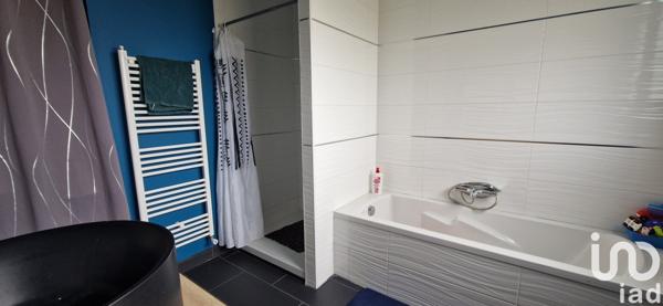 Maison 5 pièces de 111 m² à Gosné (35140)