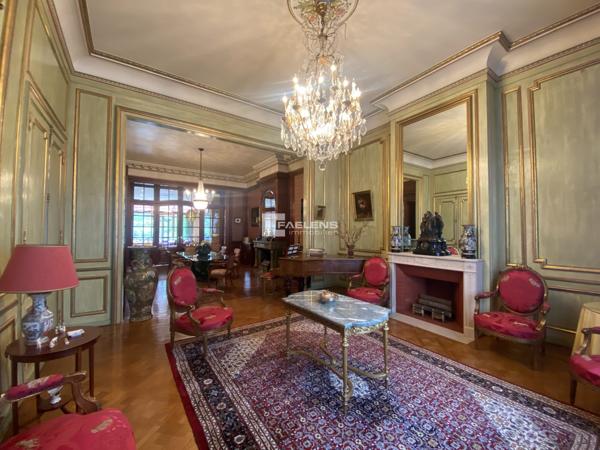 Maison Bourgeoise à Lille - Réf. vnv4777hh