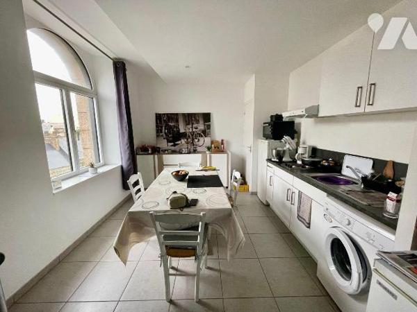 Appartement T3 loué, en parfait état,  tout proche de la Gare à Vendre à Lannion (22300) en Côt...