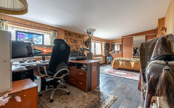 Maison à vendre    5 pièces • 137,53 m2 Joinville-le-Pont