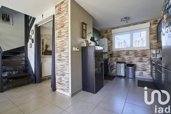 Maison 4 pièces de 82 m² à Wattignies (59139)
