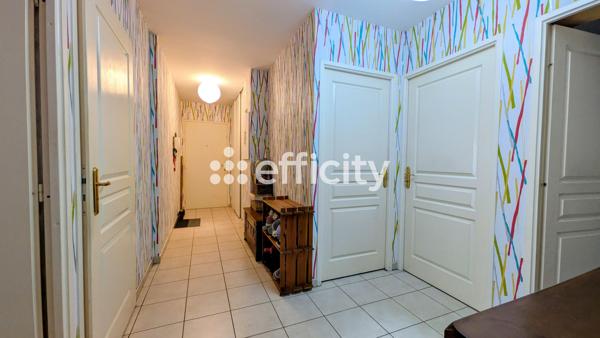 Appartement
         4 pièces
        - 75 m² Exclusivité 245 000 € *