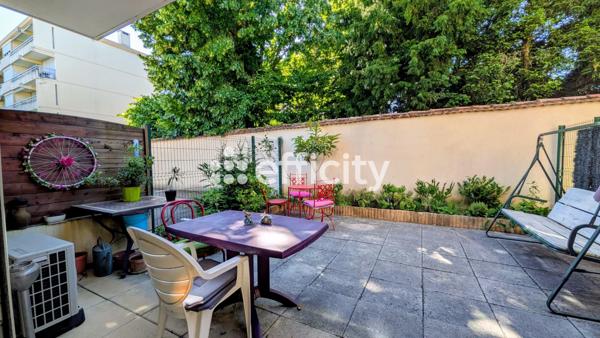 Appartement
         4 pièces
        - 75 m² Exclusivité 245 000 € *