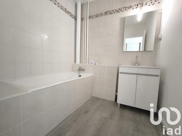 Appartement à vendre 4 pièces 68 m² Saint-Pierre-lès-Elbeuf