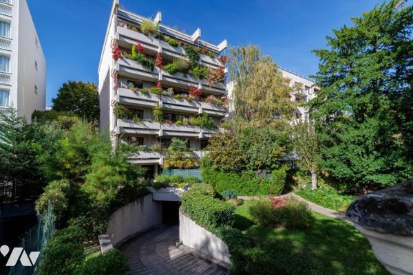 NEUILLY SUR SEINE - SAUSSAYE/HOP. AMERICAIN - 2 EMPLACEMENTS DE PARKING MITOYENS.