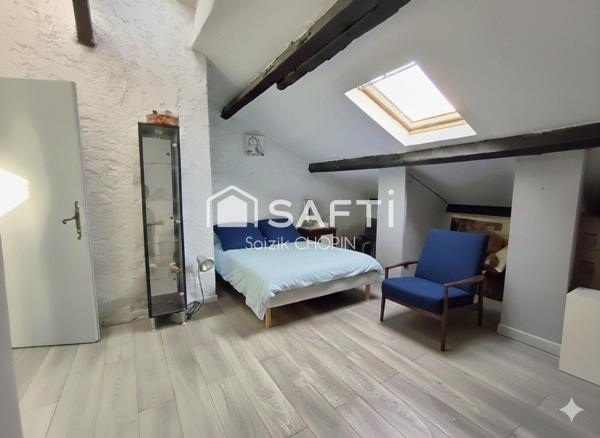 Bel appartement lumineux de 3 pièces d'environ 80 m2 à proximité du port de la Seyne sur mer