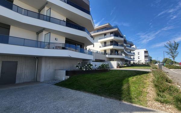 Appartement à vendre    2 pièces • 45,20 m2 Évian-les-Bains