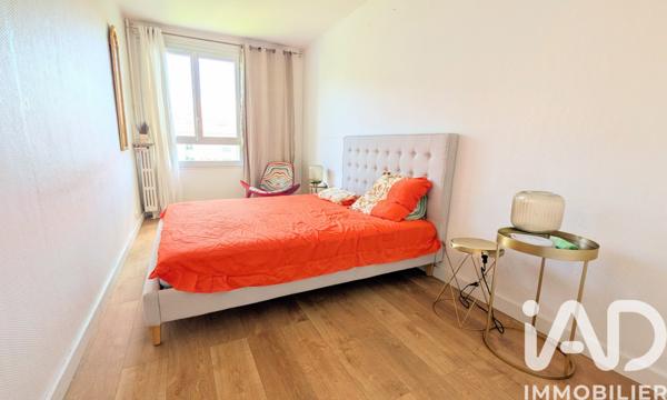 Appartement à vendre 5 pièces 76 m² Le Kremlin-Bicêtre