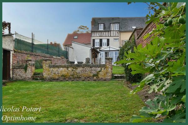 Charme du 19ème siècle à Breteuil : Maison d'Exception à Découvrir !