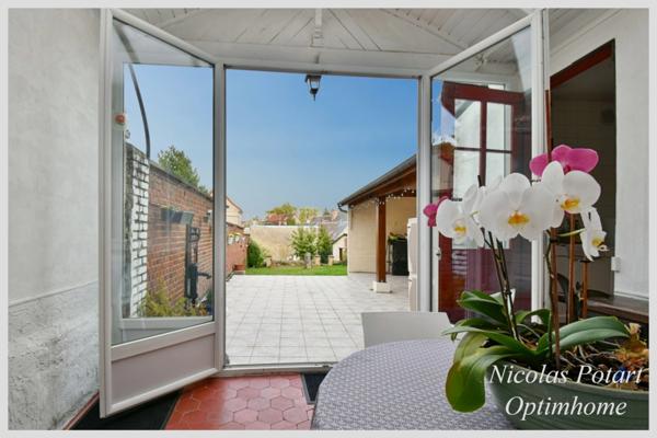 Charme du 19ème siècle à Breteuil : Maison d'Exception à Découvrir !