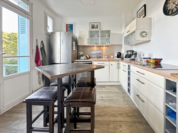 Maison Poissy 8 pièce(s) 175.24 m2