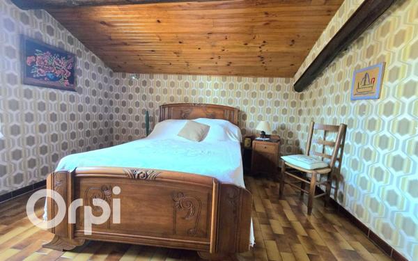 Maison à vendre    7 pièces •  Saint-Martin-de-Crau