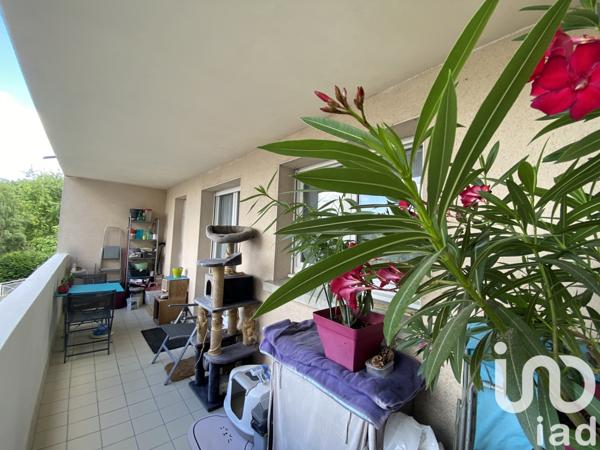 Appartement à vendre 3 pièces 64 m² Saint-Fargeau-Ponthierry