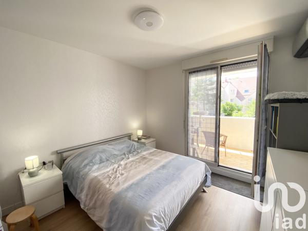 Appartement à vendre 3 pièces 64 m² Saint-Fargeau-Ponthierry