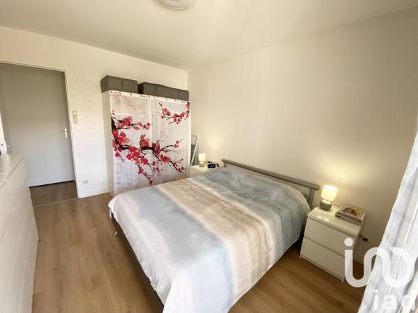 Appartement à vendre 3 pièces 64 m² Saint-Fargeau-Ponthierry