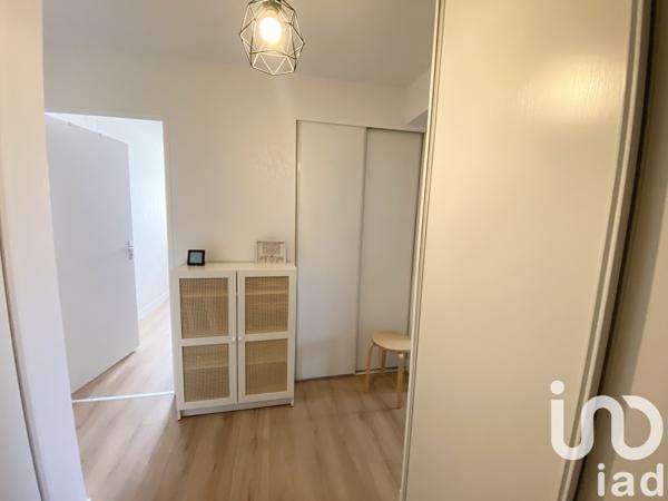 Appartement à vendre 3 pièces 64 m² Saint-Fargeau-Ponthierry