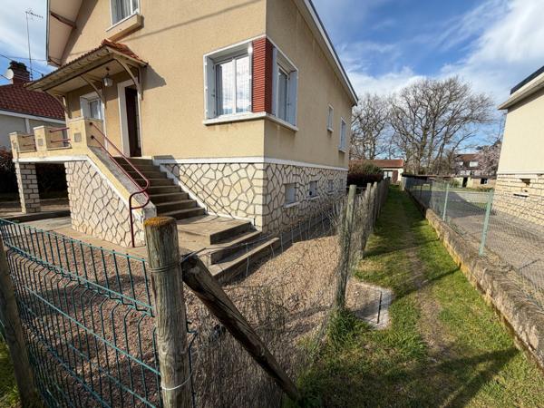 ENSEMBLE DE 2 MAISONS A VENDRE sur TERRAIN de 846m²