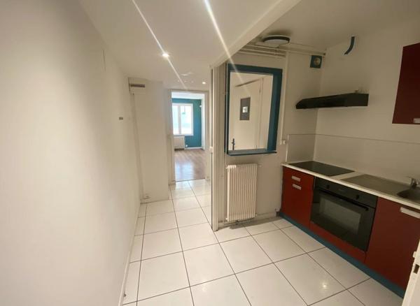 Vente                                                      Appartement
                        
                     2 pièces                      44 m2                     à Chartres