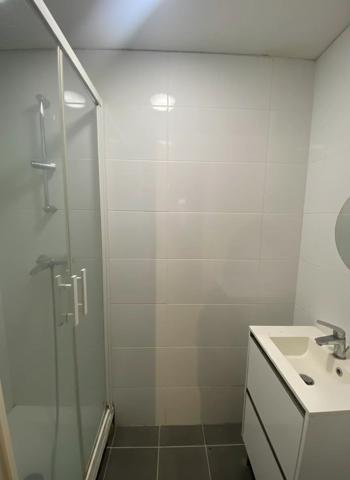 Vente                                                      Appartement
                        
                     2 pièces                      44 m2                     à Chartres