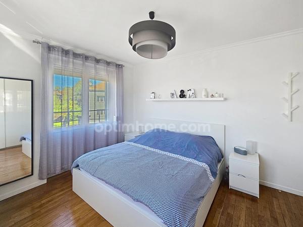 À LONGWY-HAUT : MAISON 110 M², 3 CHAMBRES, JARDIN ET GARAGE