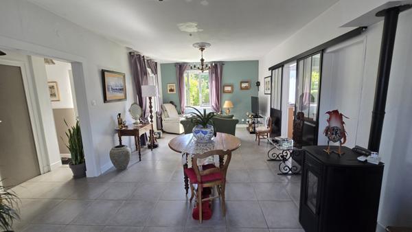 Maison  3 pièce(s)  2 chambre(s)  70 m²