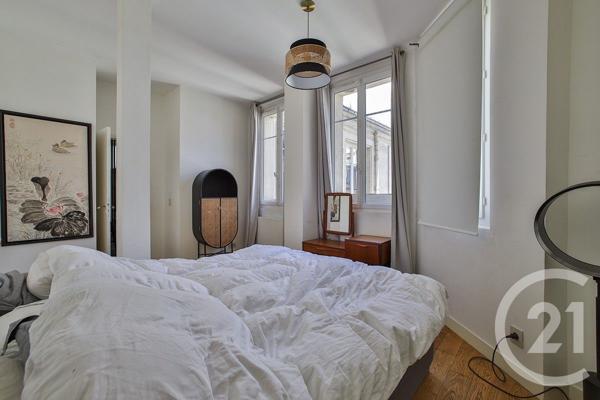 Appartement à vendre  4 pièces - 100,70 m 2   PARIS  - 75009