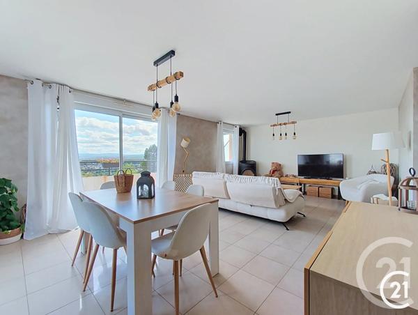 Appartement F5 à vendre  5 pièces - 104,64 m 2   STE SUZANNE  - 25