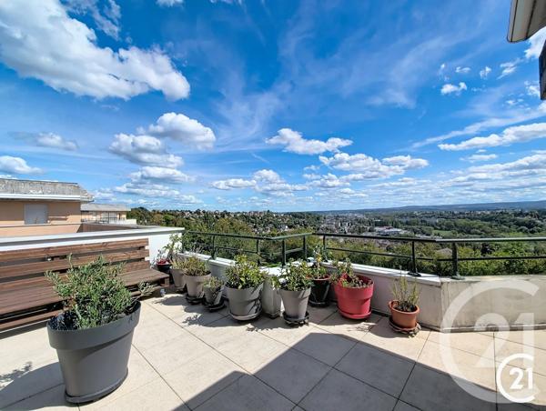 Appartement F5 à vendre  5 pièces - 104,64 m 2   STE SUZANNE  - 25