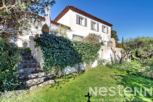 A VENDRE ! Maison T6 de 152 m² à Draguignan - 4 chambres avec piscine et garage