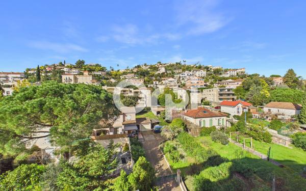 Appartement à vendre    2 pièces • 43 m2 Mandelieu-la-Napoule