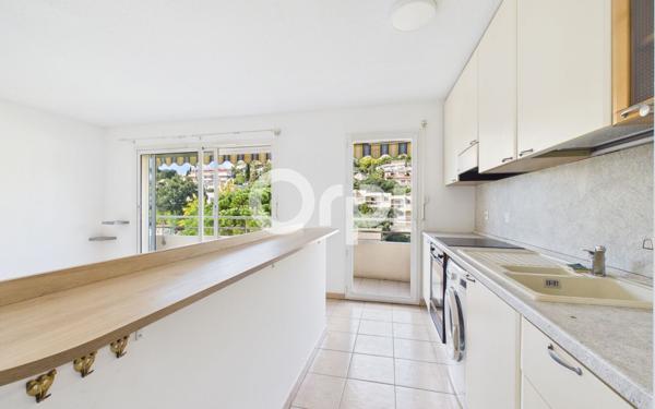 Appartement à vendre    2 pièces • 43 m2 Mandelieu-la-Napoule