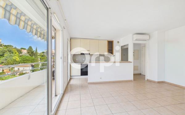 Appartement à vendre    2 pièces • 43 m2 Mandelieu-la-Napoule
