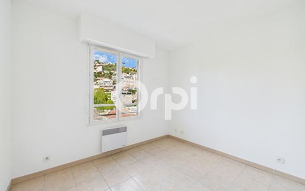 Appartement à vendre    2 pièces • 43 m2 Mandelieu-la-Napoule