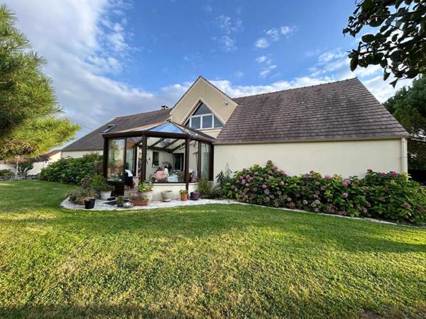 Propriété 314 m2 haut de gamme 11 pièce(s) 550 000