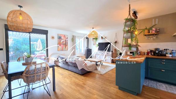 Maison T5 de plain-pied de 100m² - annexe, garage et piscine