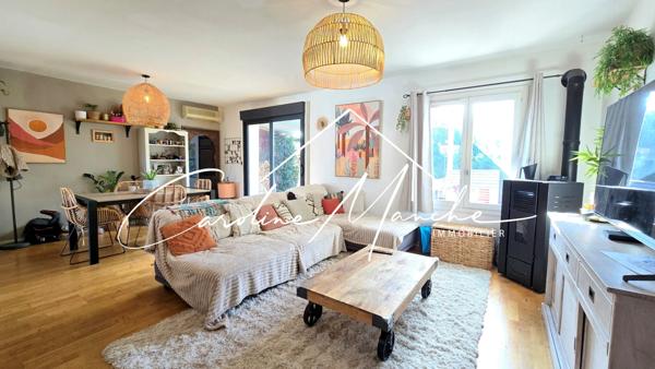 Maison T5 de plain-pied de 100m² - annexe, garage et piscine