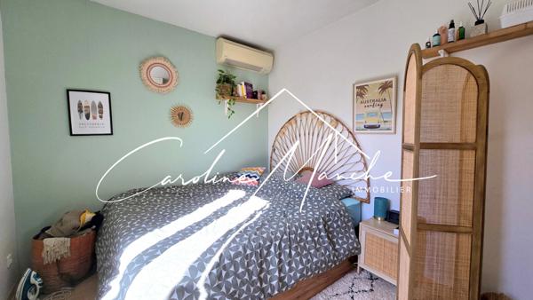 Maison T5 de plain-pied de 100m² - annexe, garage et piscine