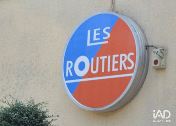 Bar-brasserie à vendre 120 m² Tavers