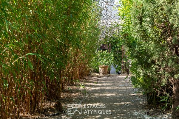 Maison d’architecte des années 70 avec une vue magnifique sur les bords de Seine