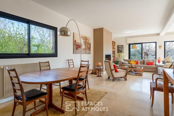Maison d’architecte des années 70 avec une vue magnifique sur les bords de Seine