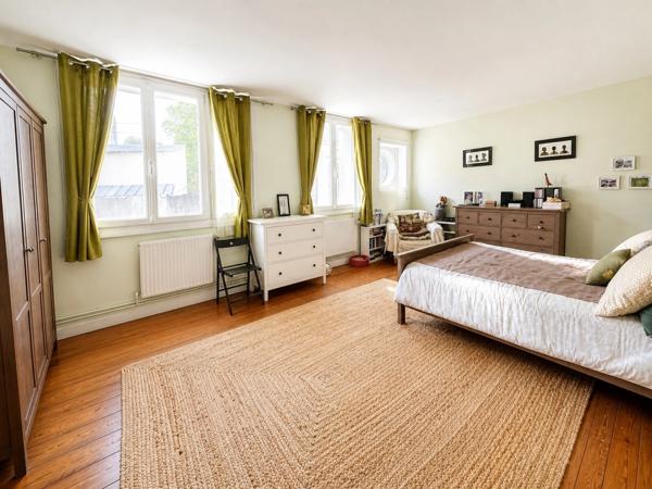 Maison de caractère – 181 m² – Beaux volumes et prestations de qualité BREST (29)
